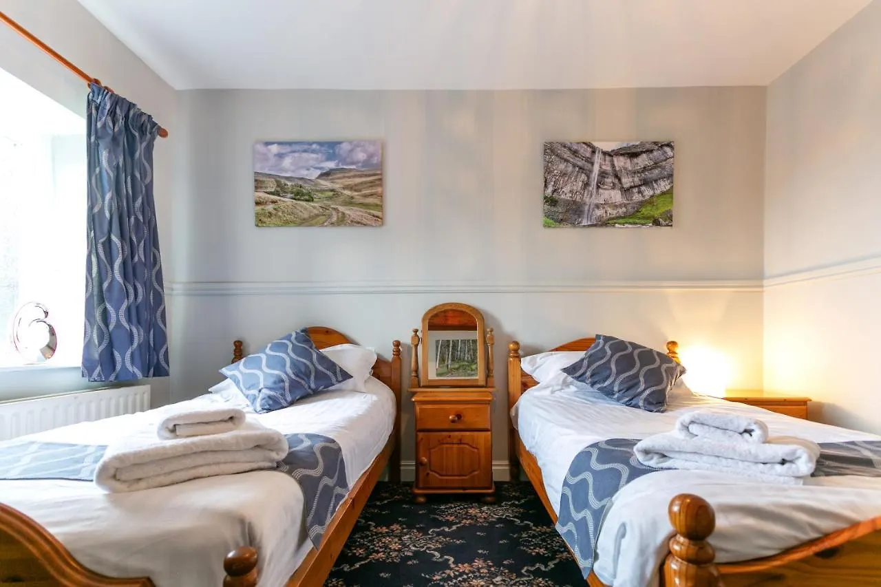 بيت ريفي فندق The Marton Arms إنغيلتون